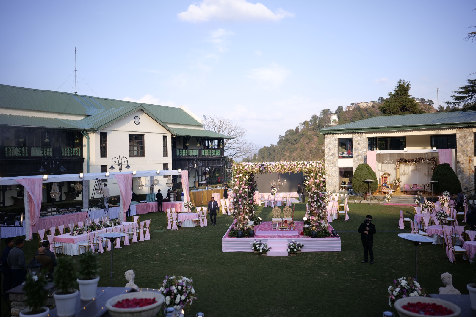 complete wedding planning and decoration in Uttarakhand