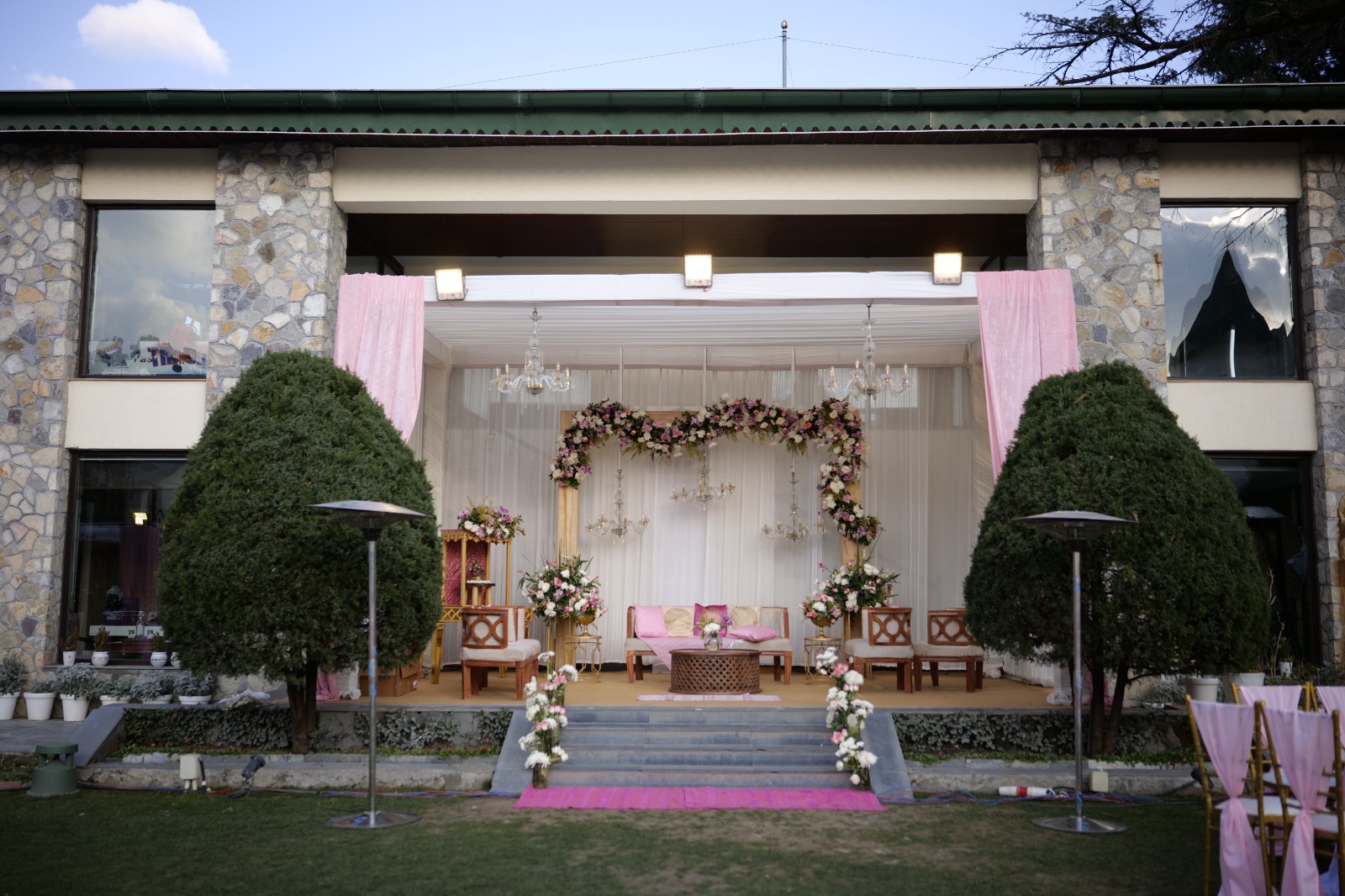 royal wedding themes and decor in Uttarakhand