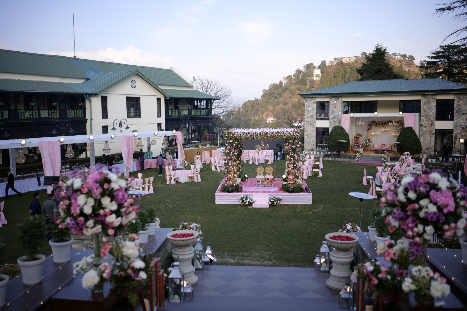 top-rated wedding decorator for Mussoorie weddings