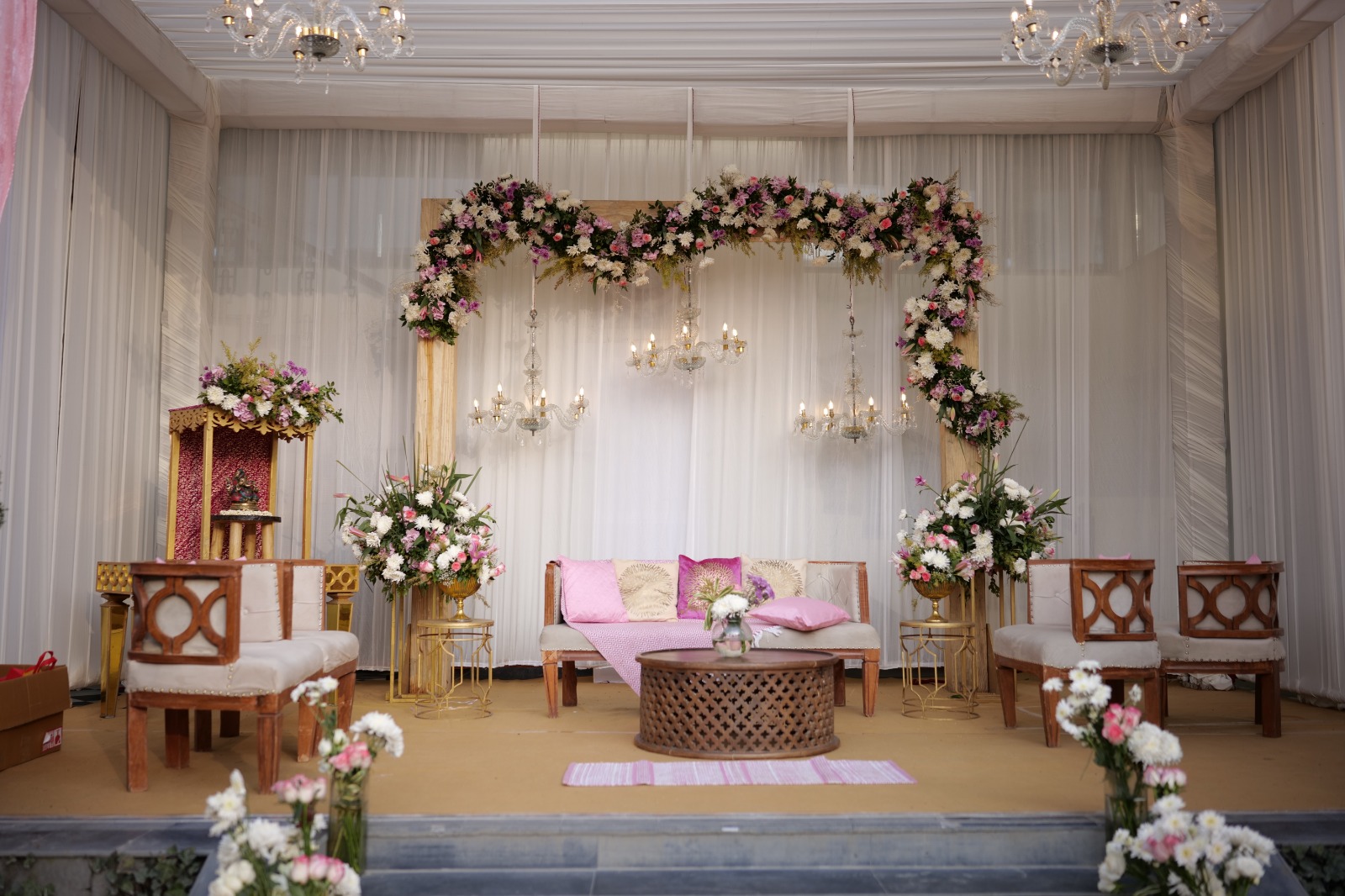 gorgeous wedding setups for Mussoorie destinations